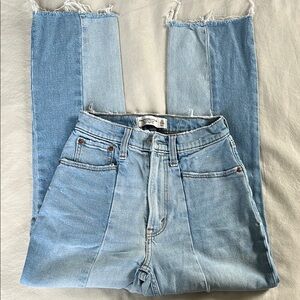 Abercrombie & Fitch Straight High Rise Jeans